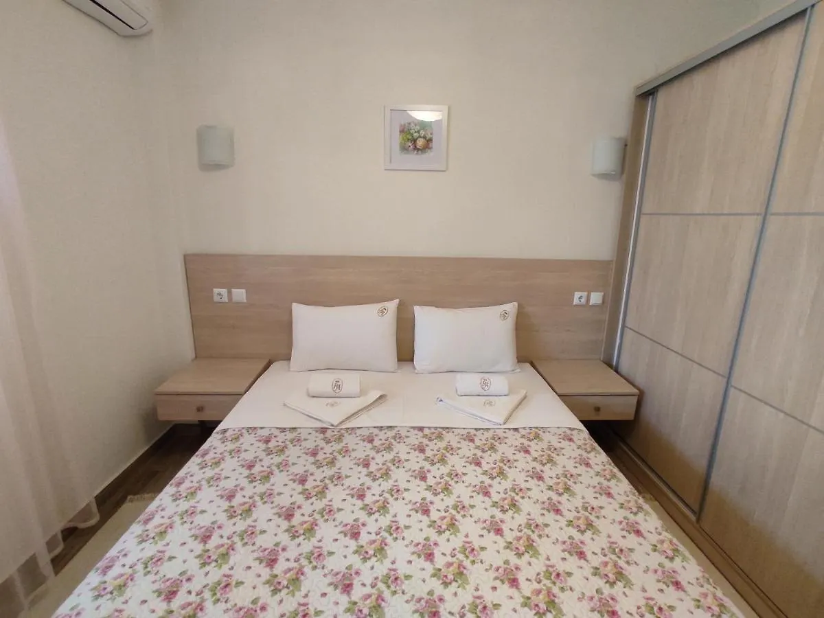 Royals Apartments Nikiti