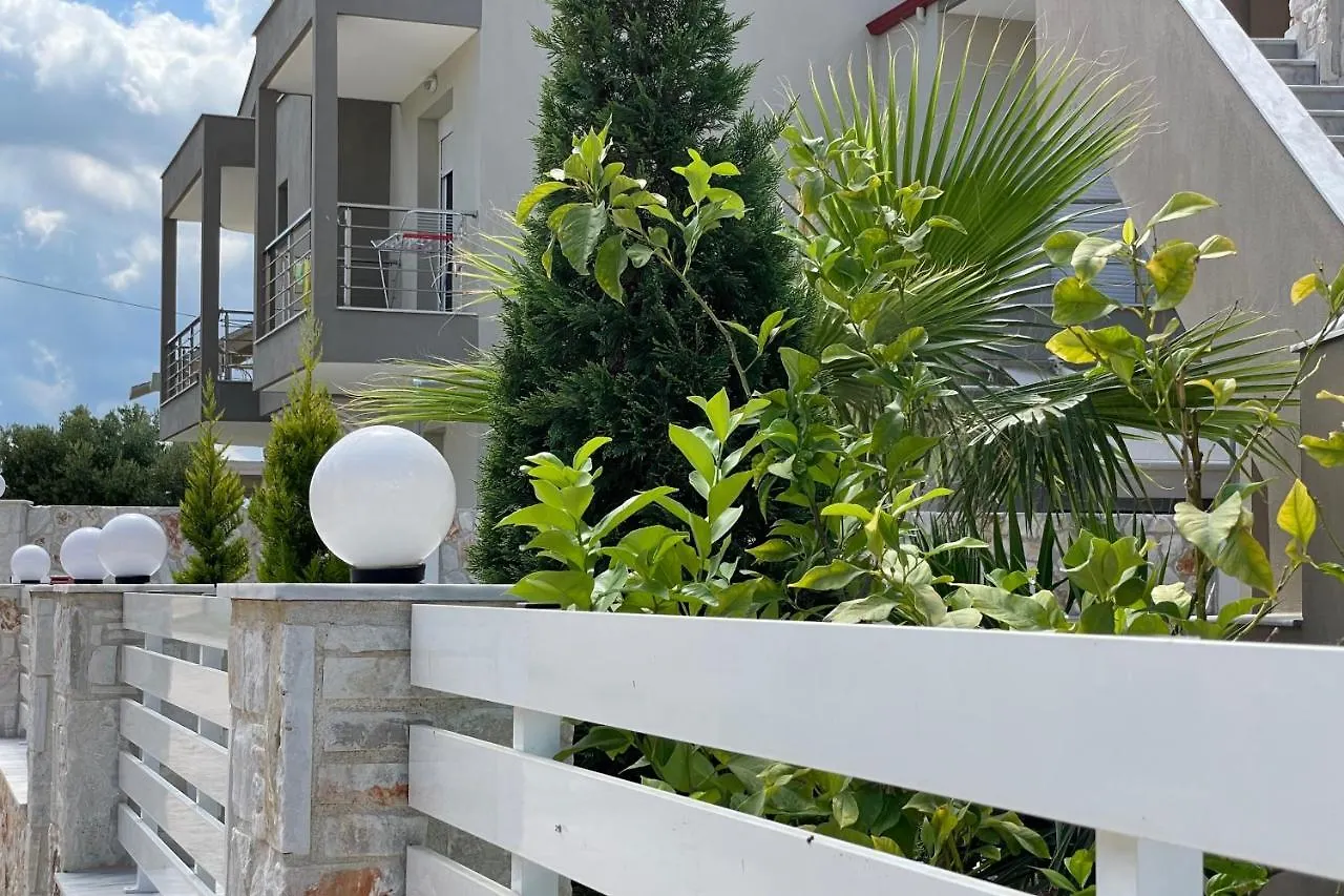 Royals Apartments Nikiti