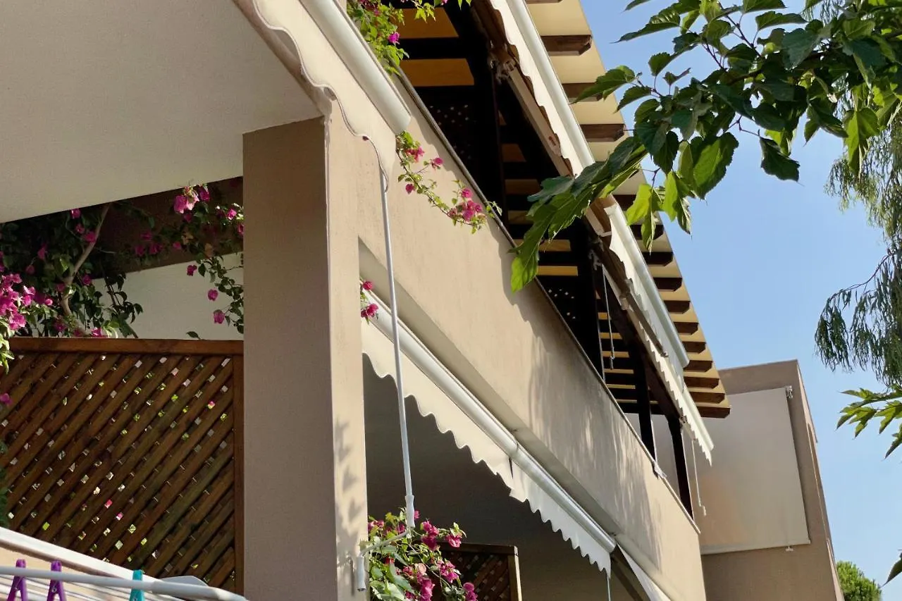 Royals Apartments Nikiti