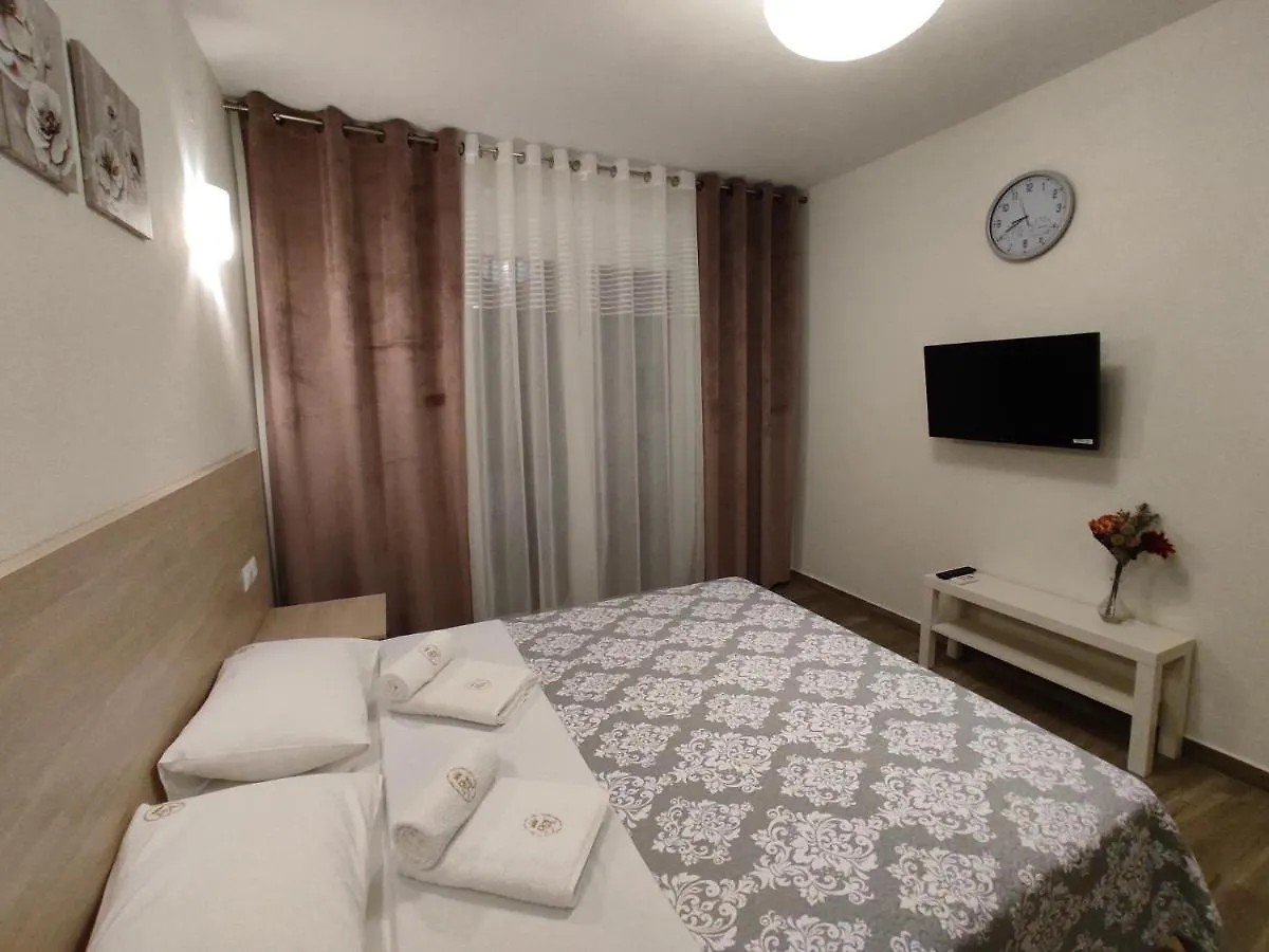 Royals Apartments Nikiti  Greece