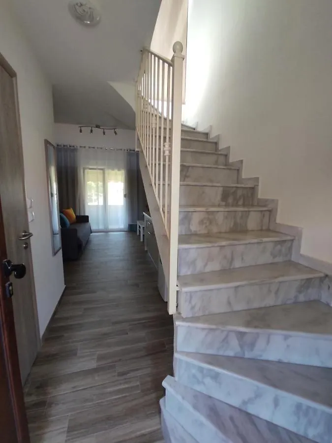 Royals Apartments Nikiti