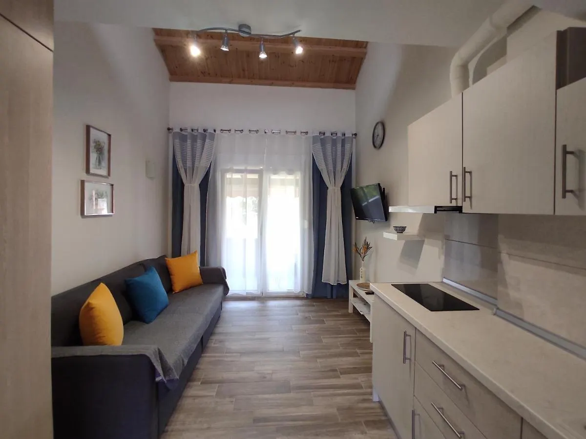 Royals Apartments Nikiti