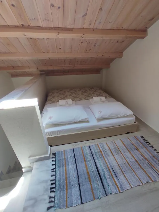 Royals Apartments Nikiti