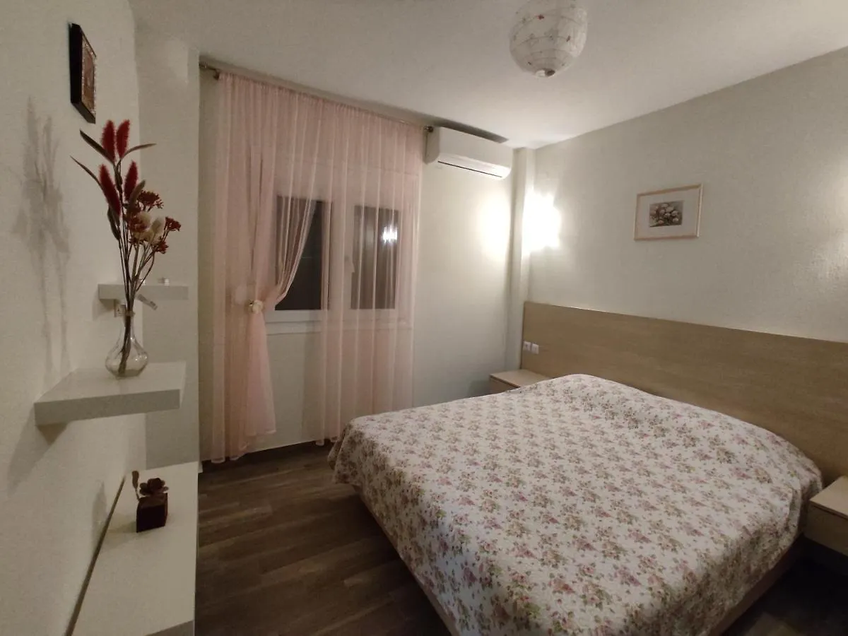 Royals Apartments Nikiti